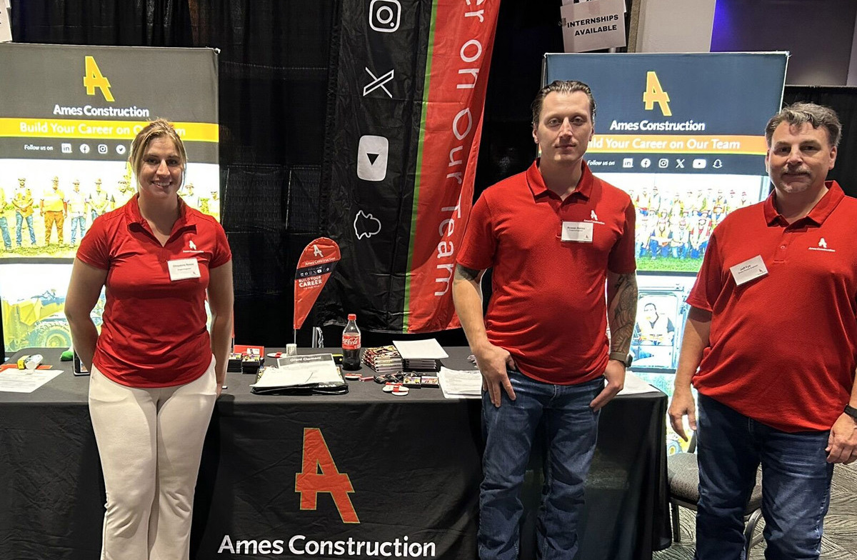 01-ecu-pirates-career-fair-2