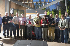 01 2025-20yr-group-web