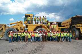 03 san-manuel-mine-people-2