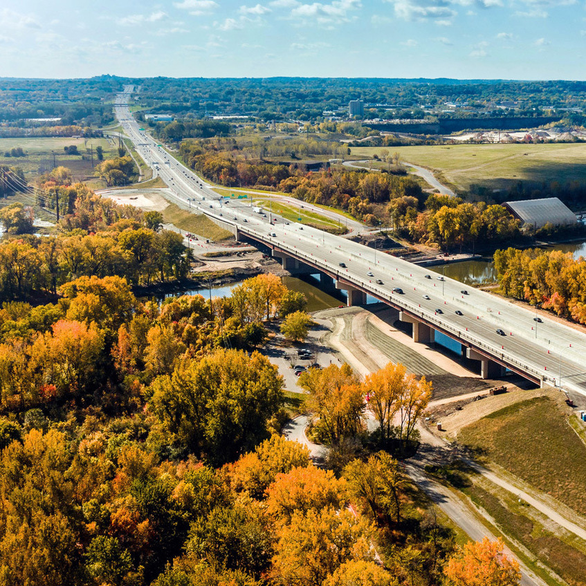 01-182404-river-bridge-fall-1y